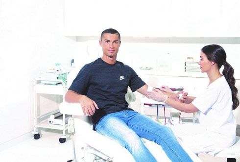 Cristiano Ronaldo donating blood