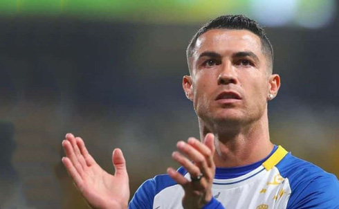Cristiano Ronaldo thanking football fans in Saudi Arabia