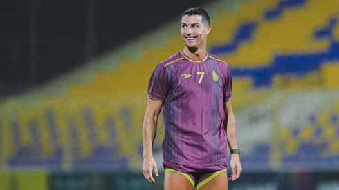 Cristiano Ronaldo pulling his shorts up during training for Al Nassr