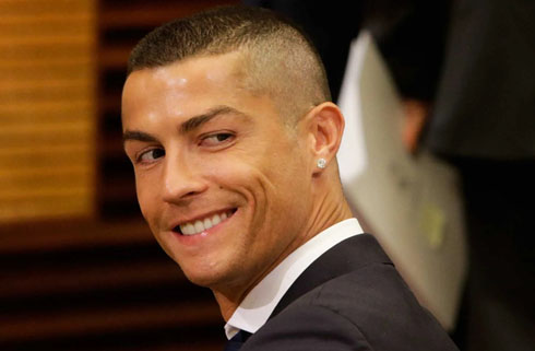 Cristiano Ronaldo confident with short hair