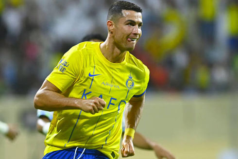 Cristiano Ronaldo in Al Nassr yellow shirt