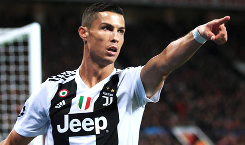 Cristiano Ronaldo scores and dedicates his goal to a teammate
