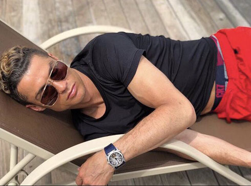 Cristiano Ronaldo relaxing and resting