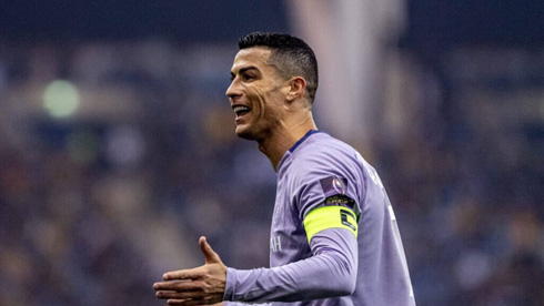 Cristiano Ronaldo playing with Al Nassr purple jersey