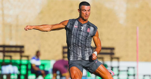 Cristiano Ronaldo improving skills in training