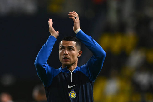 Cristiano Ronaldo thanking Al Nassr fans