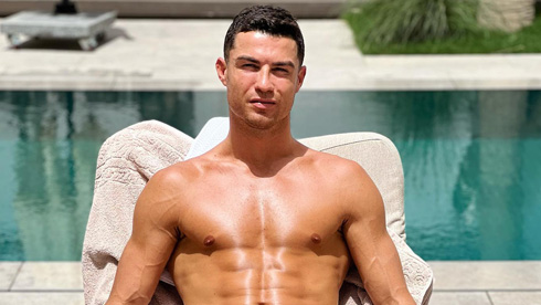 Cristiano Ronaldo body sunshine by the pool