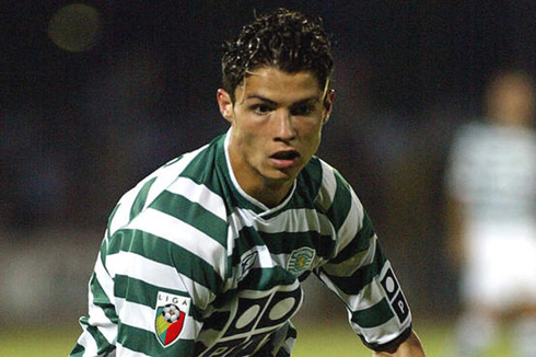 Cristiano Ronaldo playing for Sporting in 2003