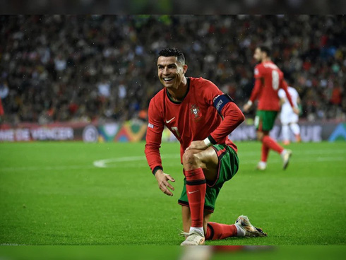 Cristiano Ronaldo getting back on his feet