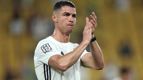 Cristiano Ronaldo thanking fans for support