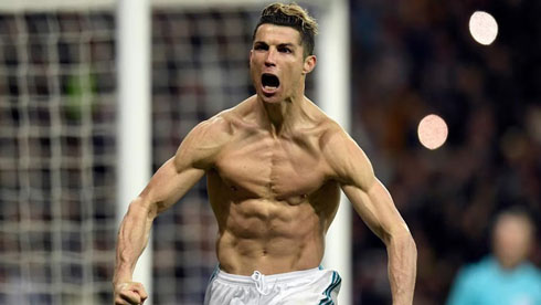 Cristiano Ronaldo monster body shirtless
