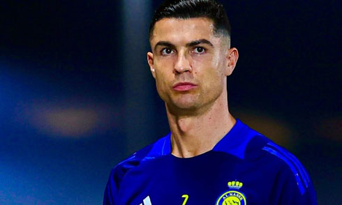 Cristiano Ronaldo in Al Nassr blue shirt