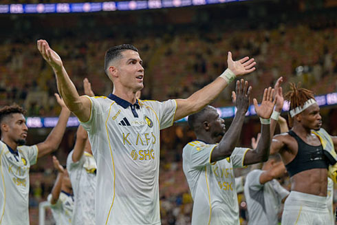 Cristiano Ronaldo in harmony with Al Nassr fans