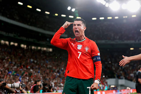 Cristiano Ronaldo goal celebration in Portugal vs Hungary