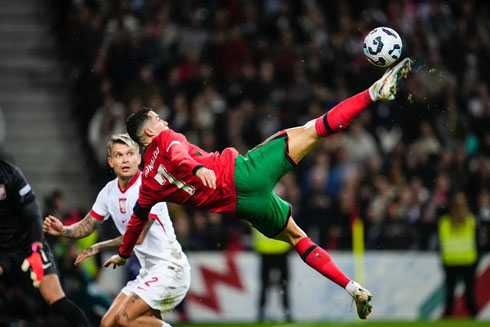 Cristiano Ronaldo bicycle kick for Portugal