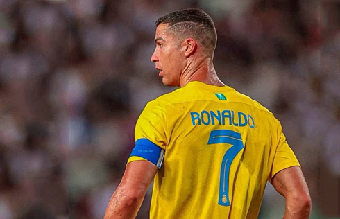 Cristiano Ronaldo in Al Nassr yellow shirt number 7