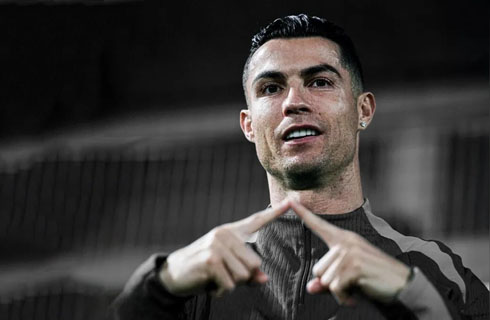 Cristiano Ronaldo gesture in campaign advertisement