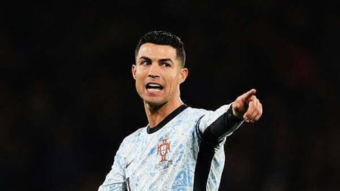 Cristiano Ronaldo pointing at someone