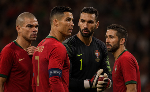 Cristiano Ronaldo next to Pepe, Joao Moutinho and Rui Patricio