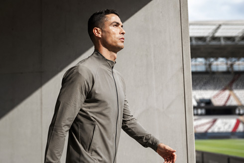 Cristiano Ronaldo stepping out of the tunnel