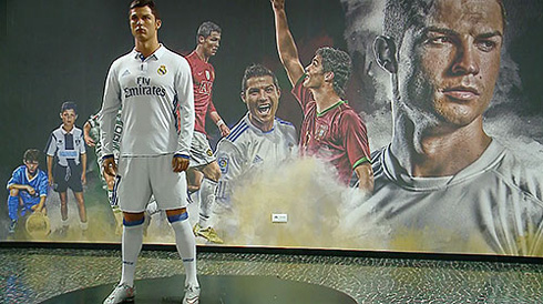 Cristiano Ronaldo wax statue