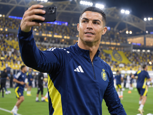 Cristiano Ronaldo taking a picture from his phone