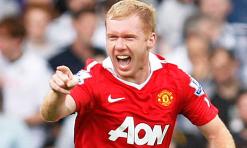 Paul Scholes celebrating a goal at Man Utd