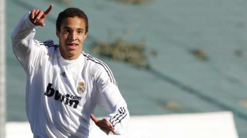 Rodrigo playing in Real Madrid