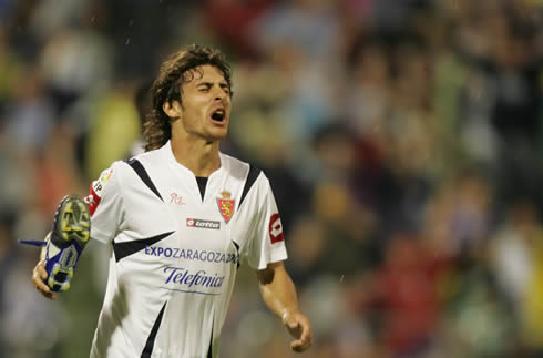 Pablo Aimar playing for Real Zaragoza in the Spanish League La Liga