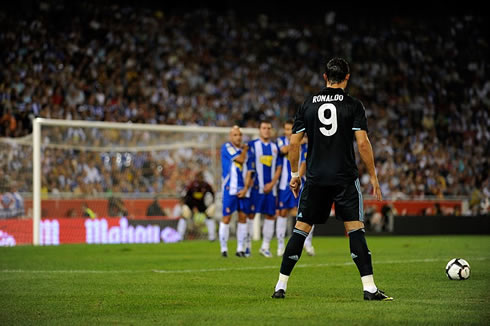 Cristiano Ronaldo impossible free-kick in Real Madrid