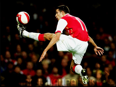 Robin Van Persie in Arsenal 2011-2012 - Ball Control