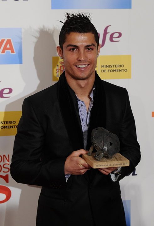 Cristiano Ronaldo holding the Best player award