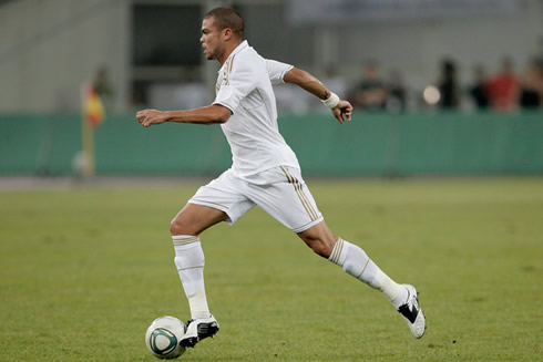 Pepe playing for Real Madrid