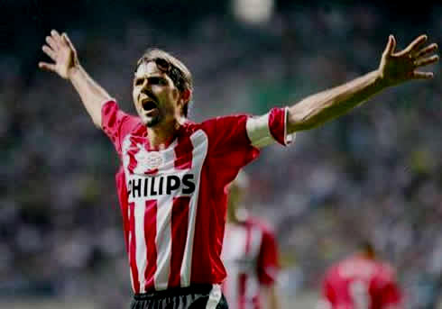 Philip Cocu celebrating a goal in PSV