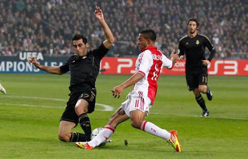 Arbeloa tackling an Ajax forward in Ajax vs Real Madrid