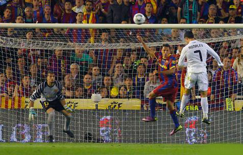 Cristiano Ronaldo goal in Real Madrid vs Barcelona, in the Copa del Rey final