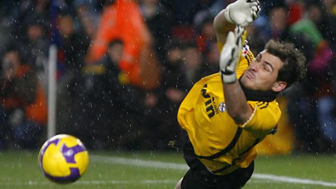 Iker Casillas making a save for Real Madrid