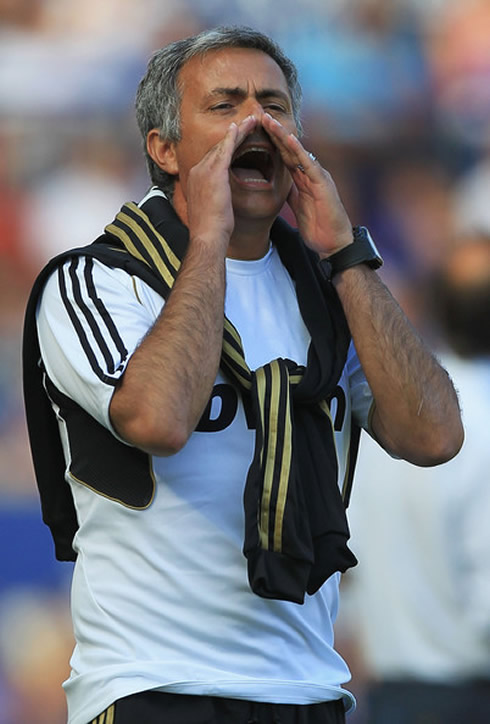 José Mourinho shouting and yelling at a Real Madrid game