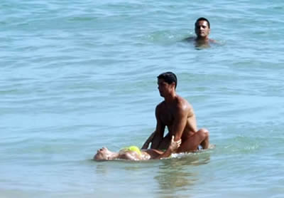 Cristiano Ronaldo and Irina Shayk in intimacy under water