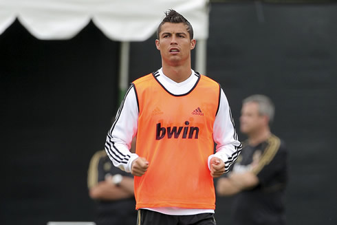 CR7 looking ahead during the training session
