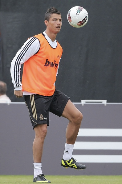 Cristiano Ronaldo training with ball in Los Angeles