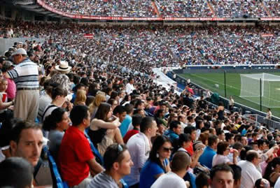 Crowded stadium in Real Madrid practice
