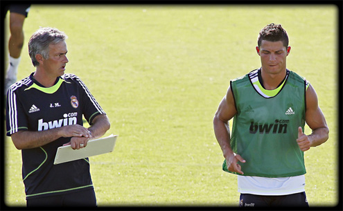 Cristiano Ronaldo and José Mourinho in Real Madrid training