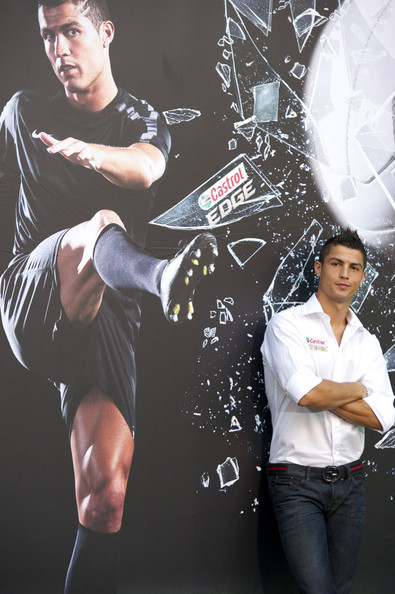 Cristiano Ronaldo in Castrol Edge: Tested to the limit documentary photo/picture 5
