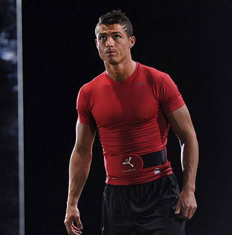 Cristiano Ronaldo in Castrol Edge: Tested to the limit documentary photo/picture 11