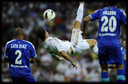 Cristiano Ronaldo bycicle kick shot against Getafe