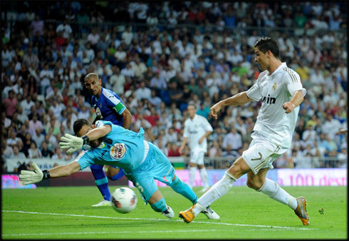 Cristiano Ronaldo good chance to score in Real Madrid vs Getafe