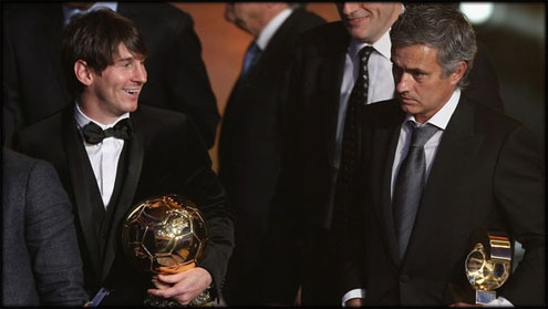 Lionel Messi and José Mouriho together, receiving their FIFA awards