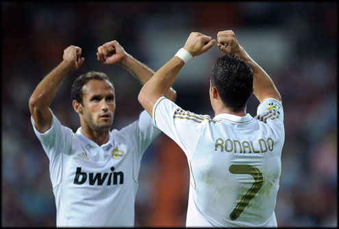 Ricardo Carvalho celebrates Real Madrid goal with Cristiano Ronaldo