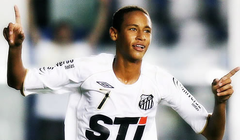 Neymar playing for Santos while still very young, around 14 or 15 years old